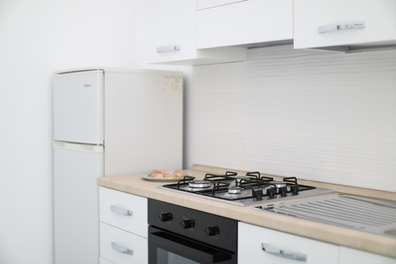 White Aurora Rooms Porto Cesareo Exterior foto