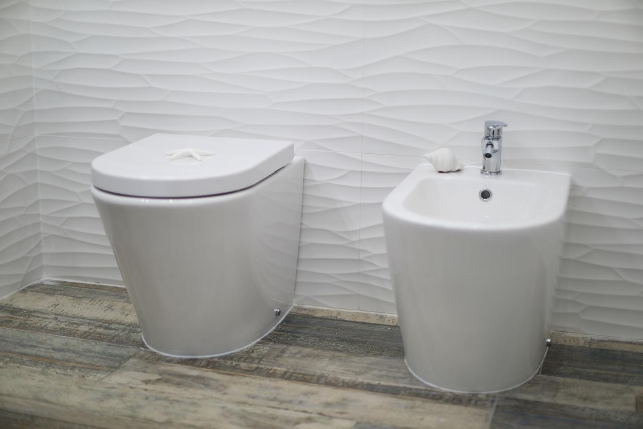 White Aurora Rooms Porto Cesareo Exterior foto