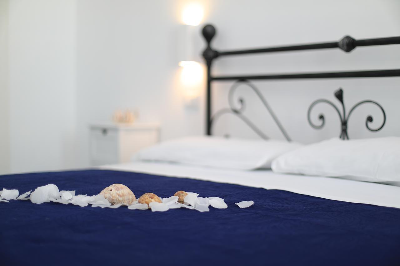 White Aurora Rooms Porto Cesareo Exterior foto